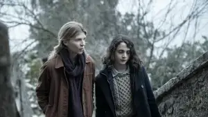 Isabelle and Laurent walking. TWD: Daryl Dixon